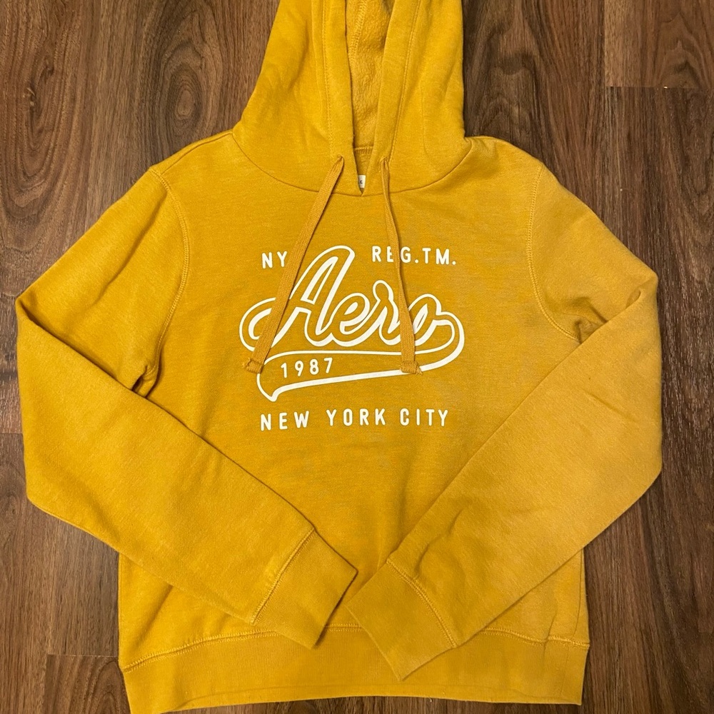 Aeropostale sweatshirt